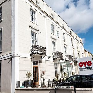 Oyo The Regency, Clifton Bristol